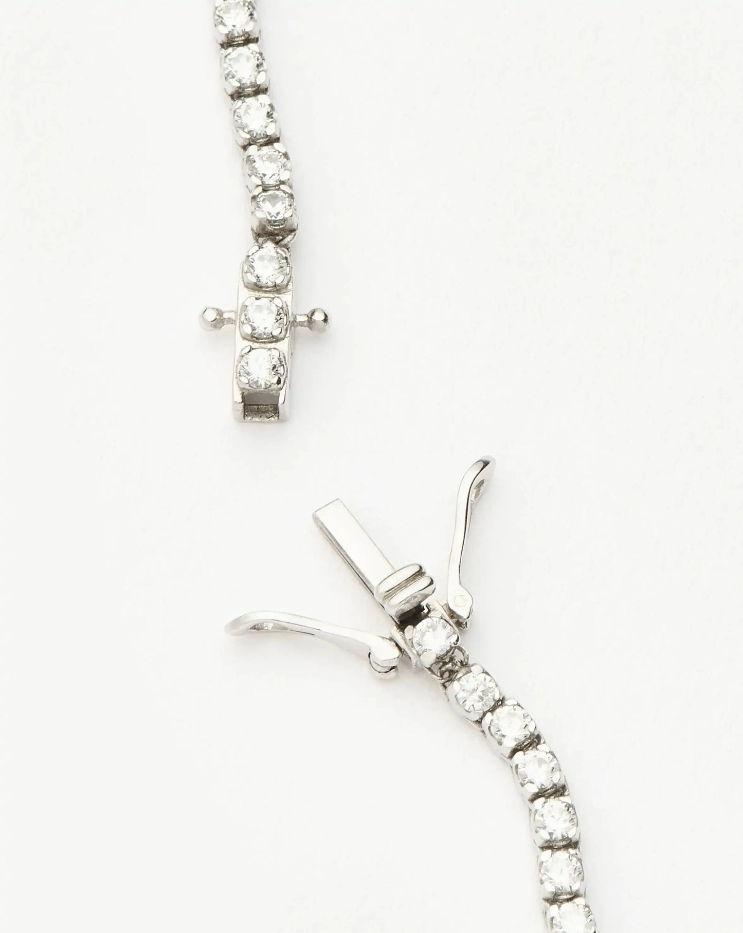 Classic Tennis Bracelet – Timeless Sparkle for Everyday Elegance