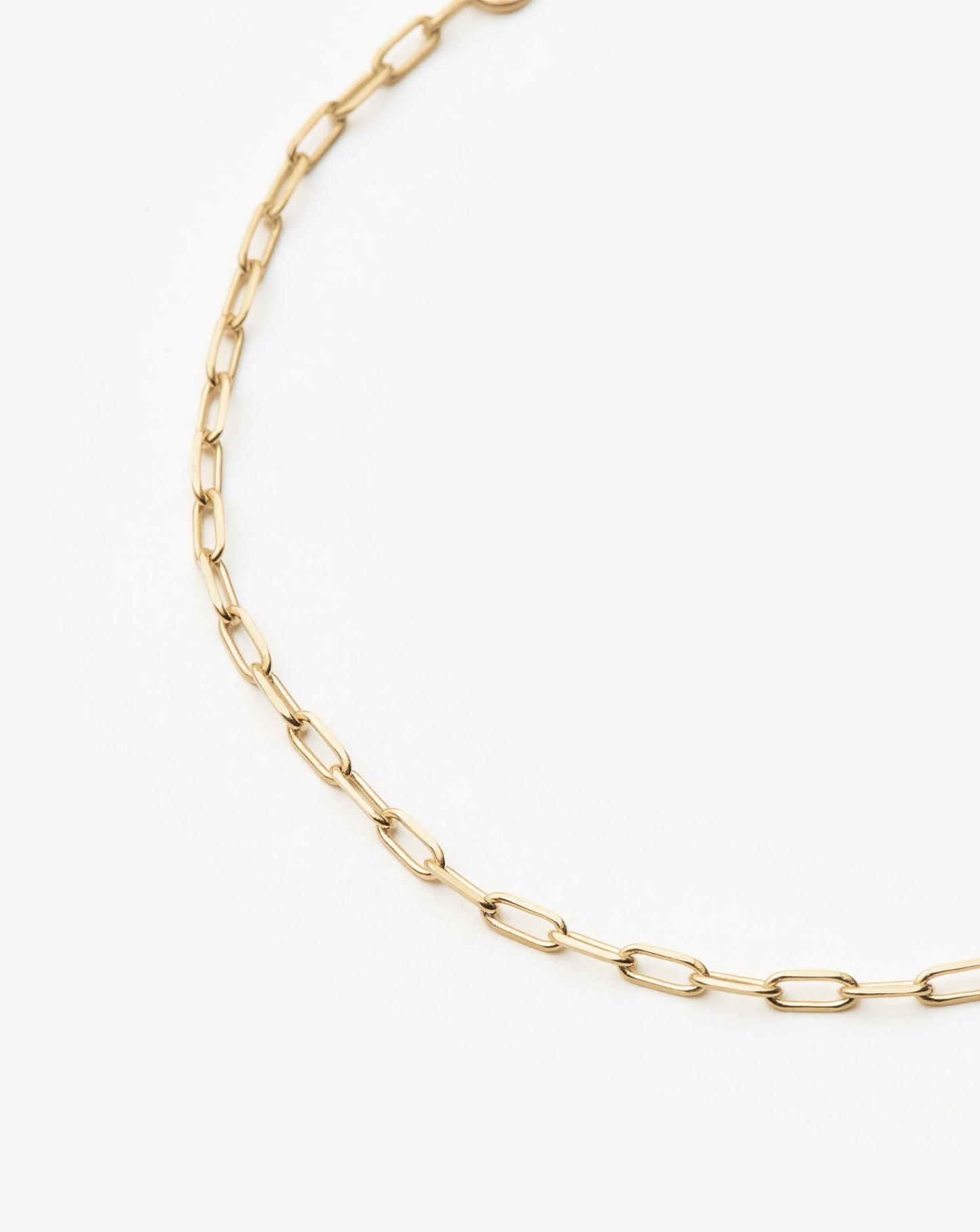 Fine Classic Paperclip Chain Bracelet | 14ct Solid Gold