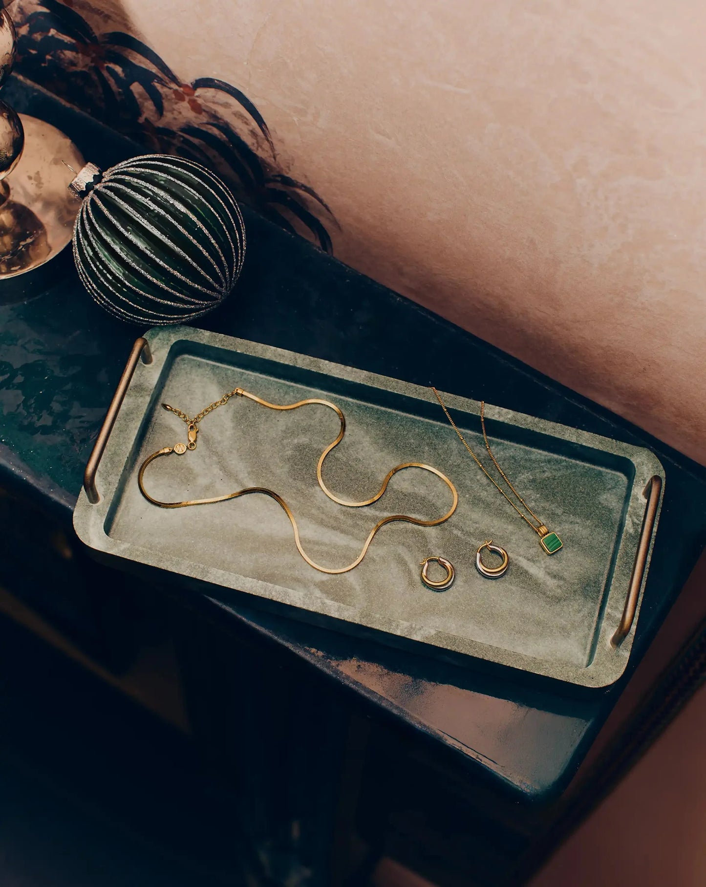 Lucy Williams Short Square Snake Chain Necklace