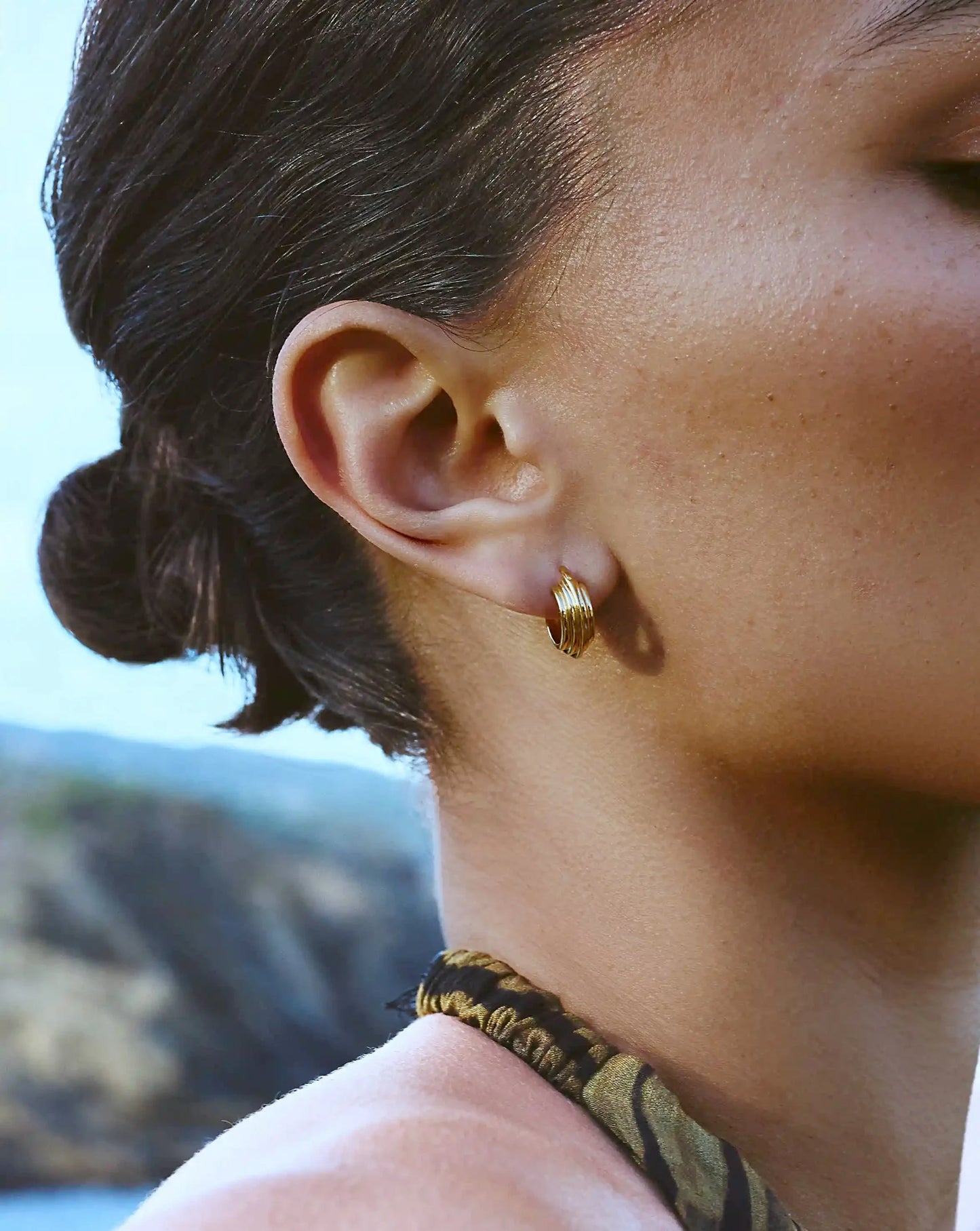 Lucy Williams Small Ridge Hoop Earrings