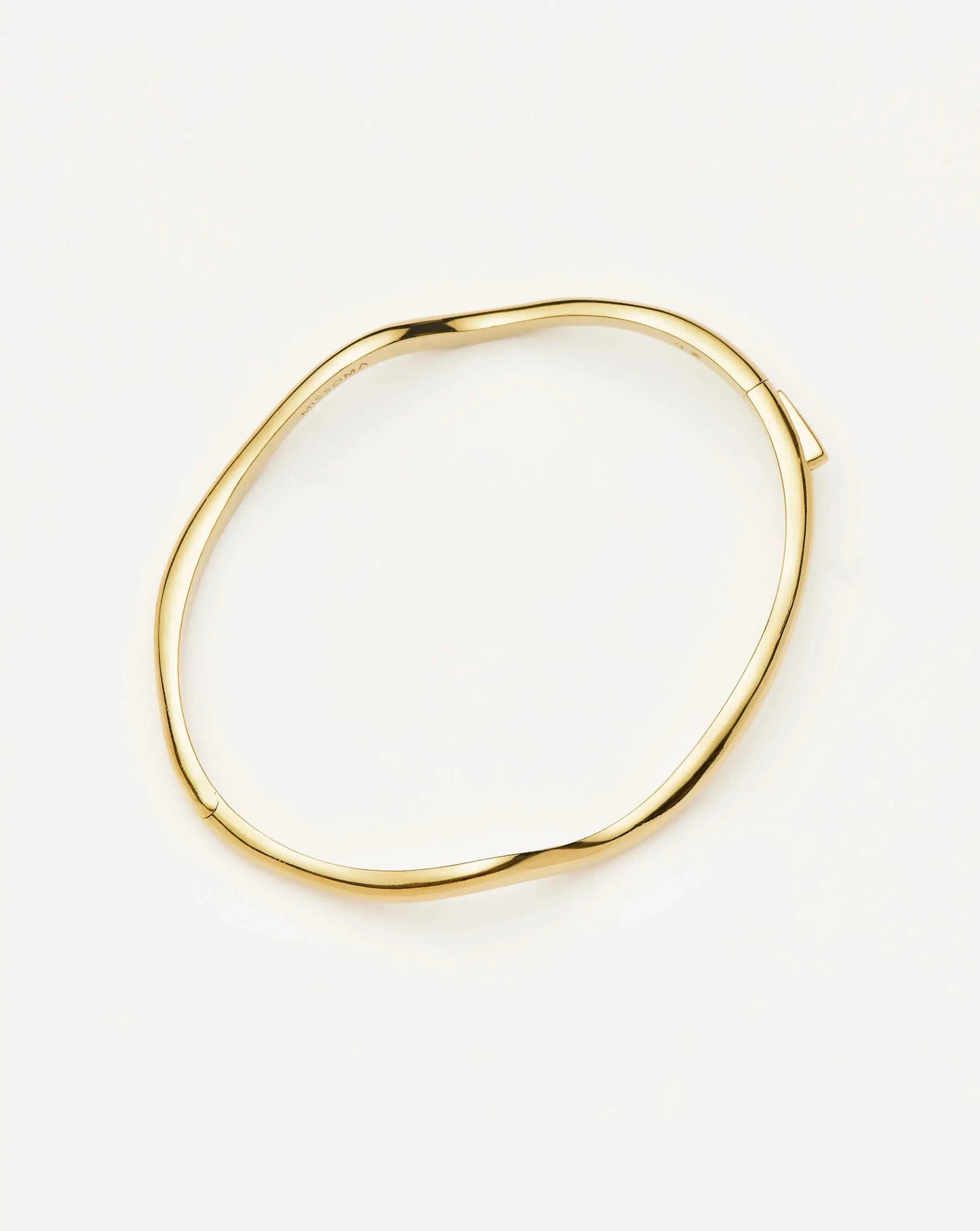 Molten Classic Hinged Bangle | 18ct Gold Plated
