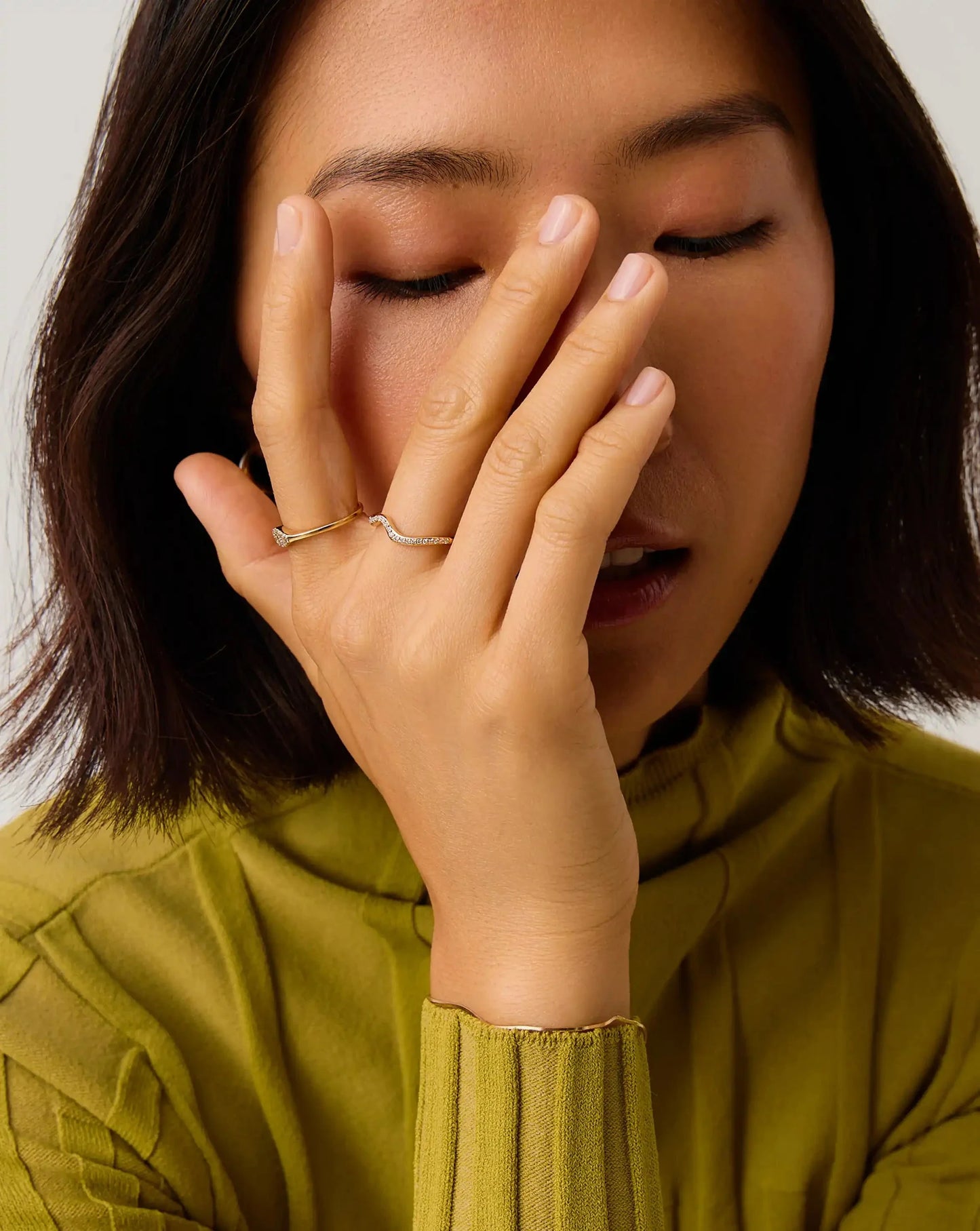 Molten Snow Fine Diamond Stacking Ring | 14ct Solid Gold/Lab Grown Diamonds